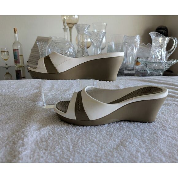 Crocs Women’s Wedge Slide Comfort Croslite Open Toe Slip-On Sandals - Picture 3 of 10